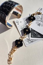 Clover bracelet, Black leather