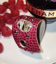 Framboise Rock with silver crystal