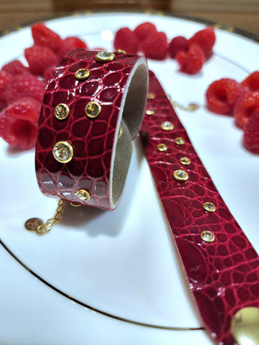 Framboise rivet leather cuff