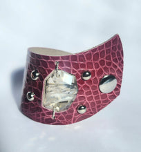 Framboise Rock with silver crystal